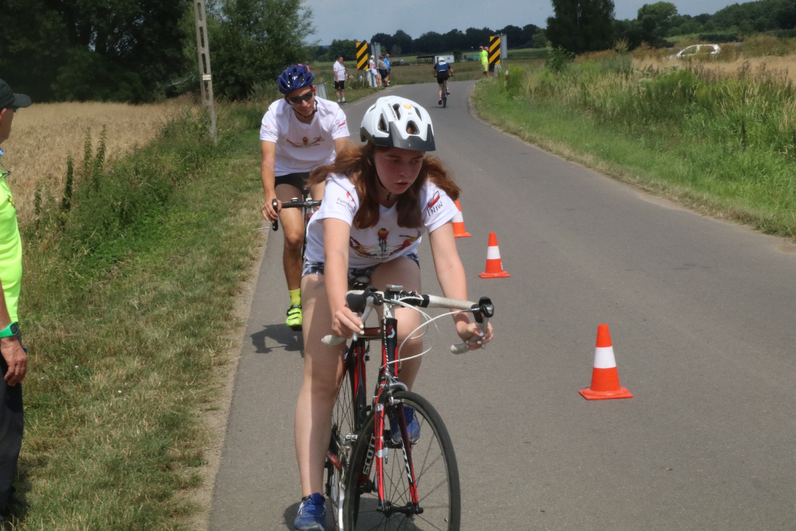 Zawody w Jezierzanach ,,Triathlon droga do sukcesu”
