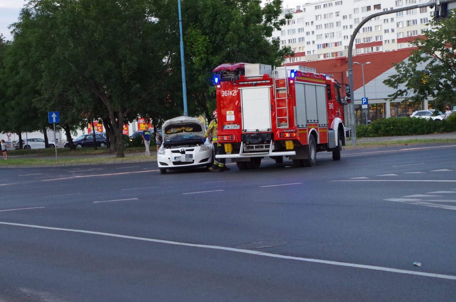 Wypadek na skrzyżowaniu ulic Rzeczypospolitej i Piłsudskiego