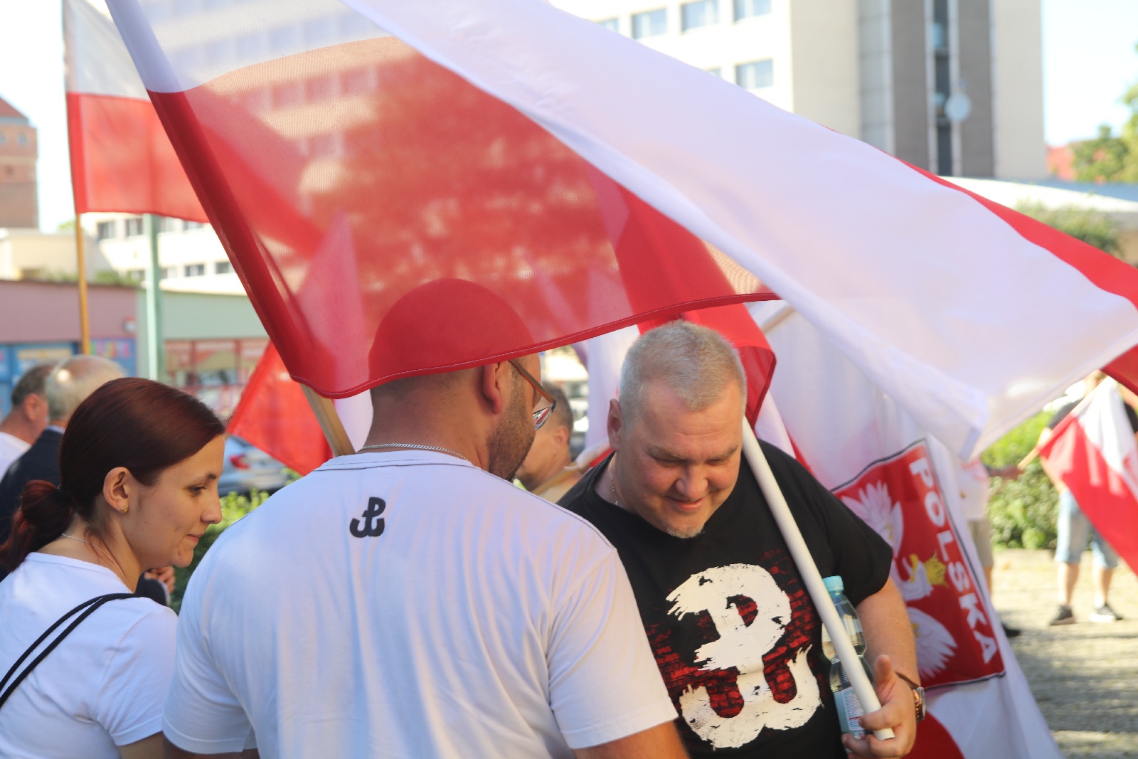 Zablokowali ruch na placu Wilsona aby oddać hołd powstańcom