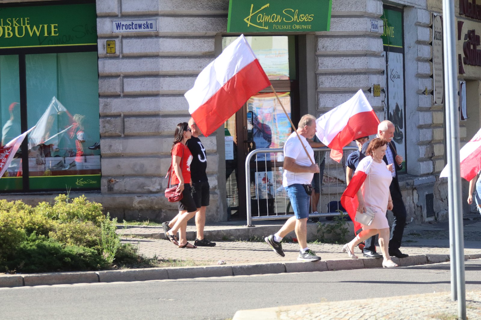 Zablokowali ruch na placu Wilsona aby oddać hołd powstańcom