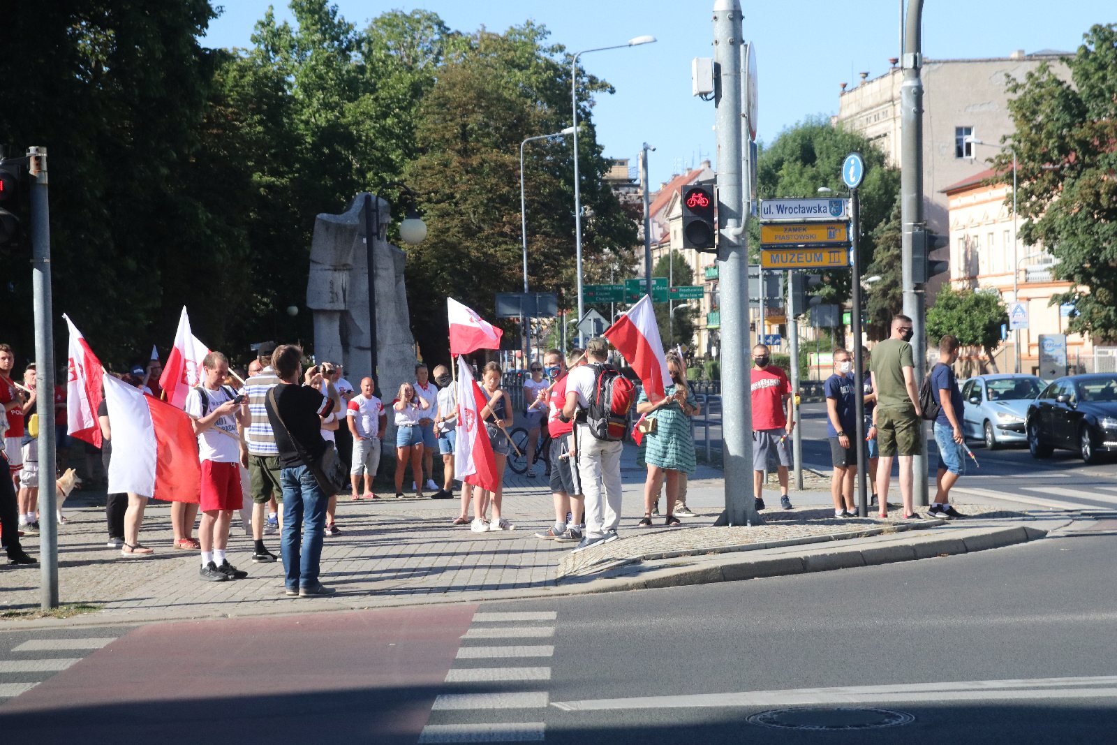 Zablokowali ruch na placu Wilsona aby oddać hołd powstańcom