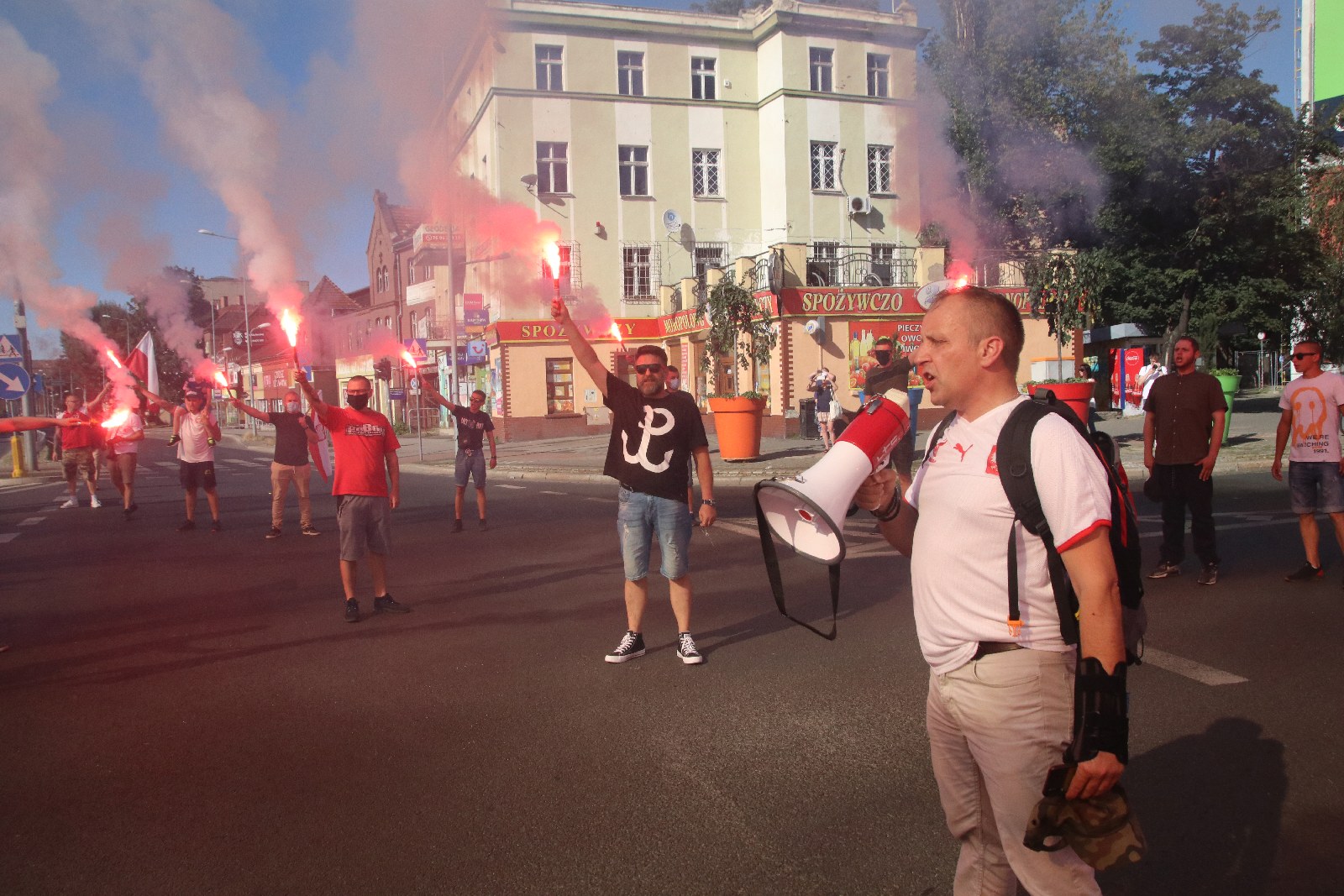 Zablokowali ruch na placu Wilsona aby oddać hołd powstańcom