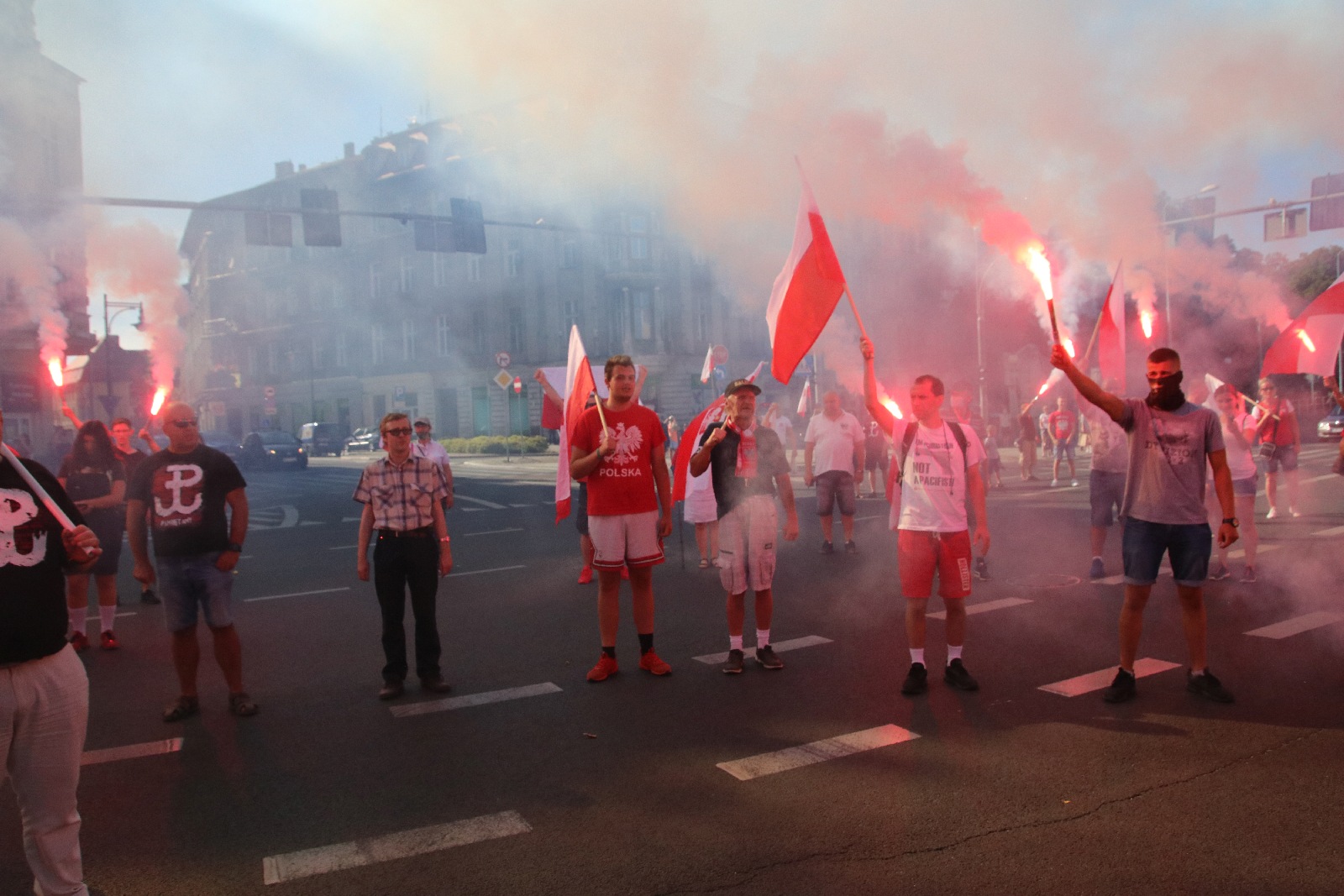 Zablokowali ruch na placu Wilsona aby oddać hołd powstańcom