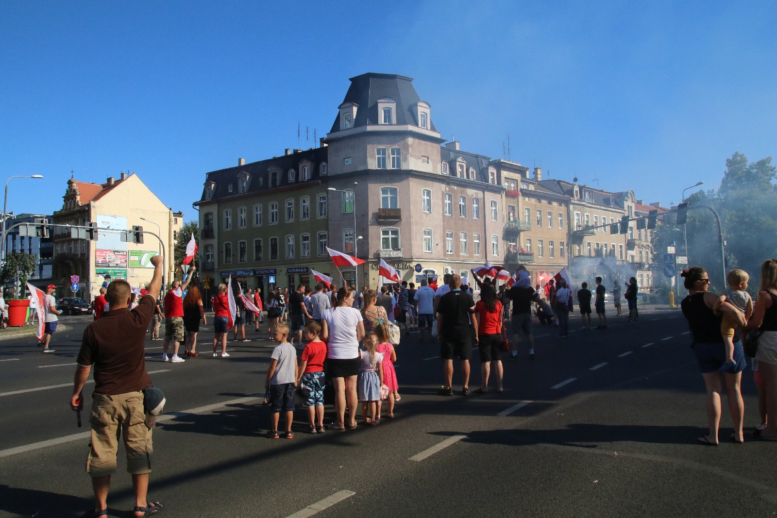 Zablokowali ruch na placu Wilsona aby oddać hołd powstańcom