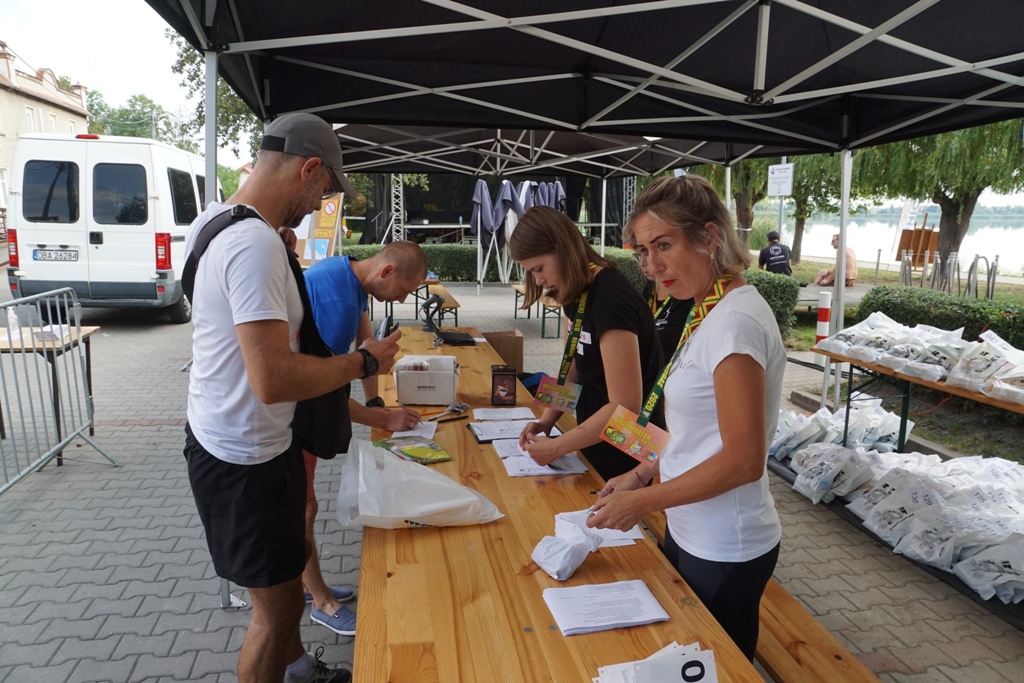 Kunicki Bieg Reggae. Ścigali się wokół jeziora