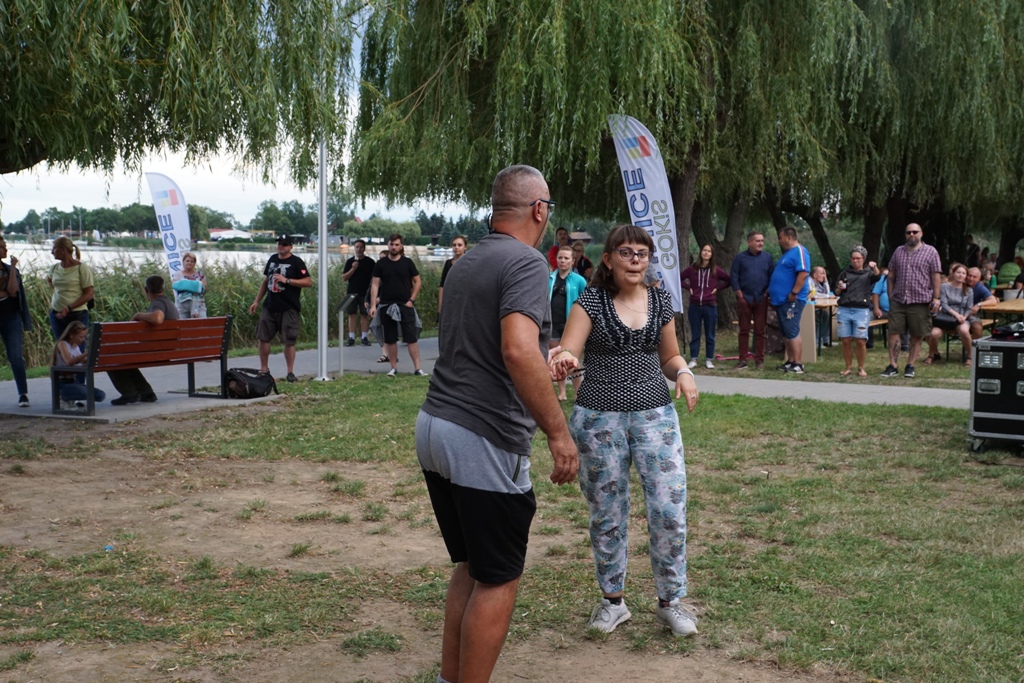 Zielony Groszek i Jemiayka w rytmach muzyki słońca
