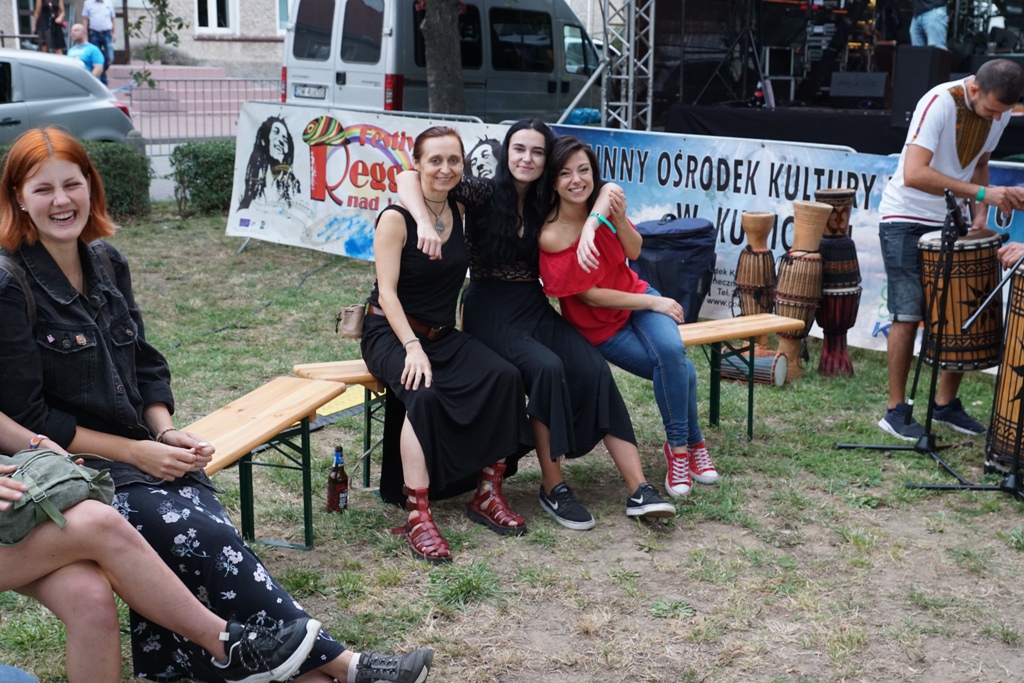 Zielony Groszek i Jemiayka w rytmach muzyki słońca