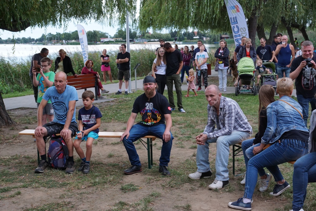 Zielony Groszek i Jemiayka w rytmach muzyki słońca