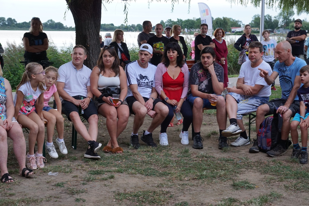 Zielony Groszek i Jemiayka w rytmach muzyki słońca