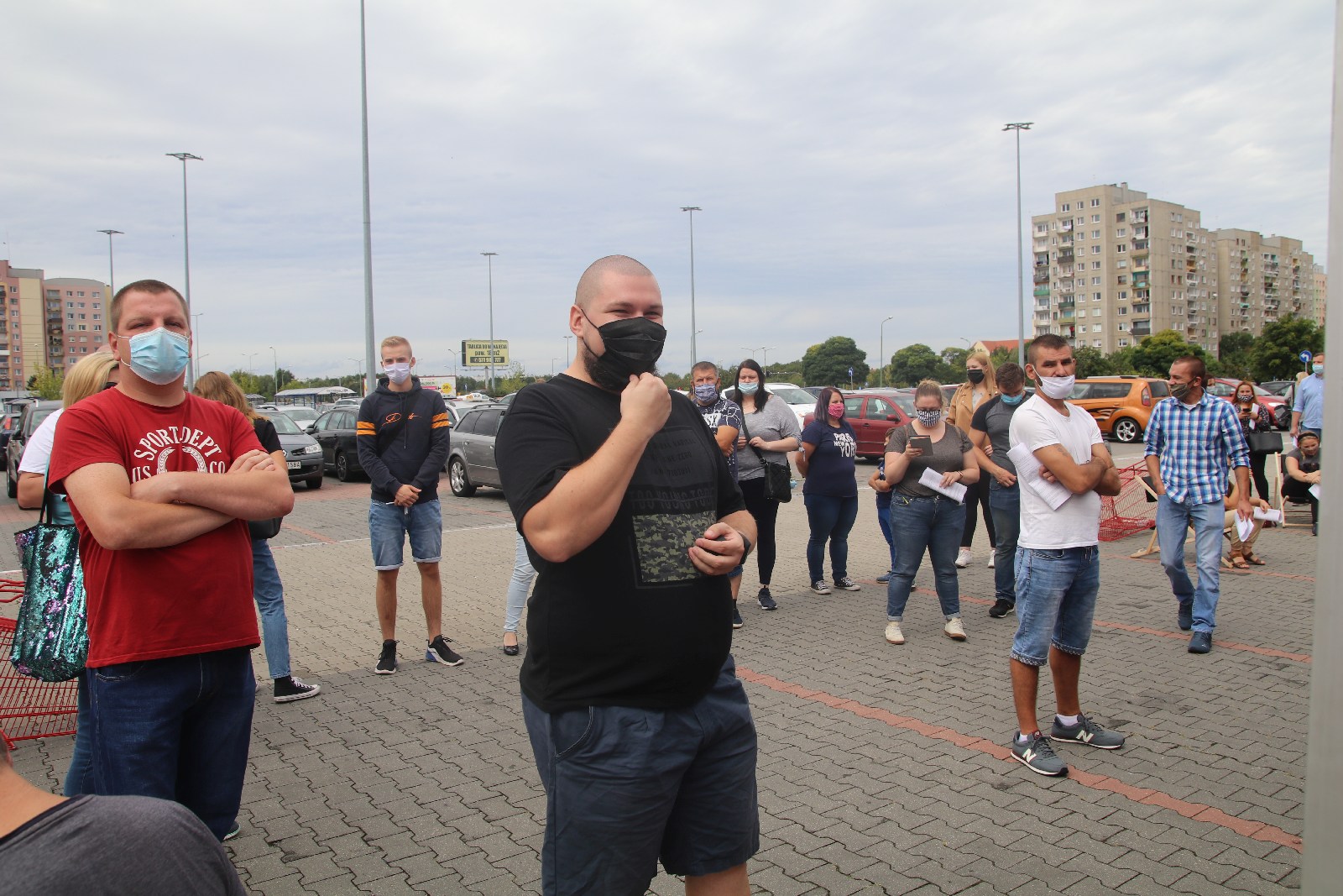 Oddawali krew i odbierali bilet na mecz Miedzi Legnica