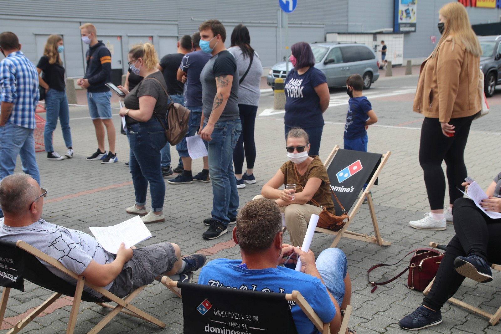 Oddawali krew i odbierali bilet na mecz Miedzi Legnica