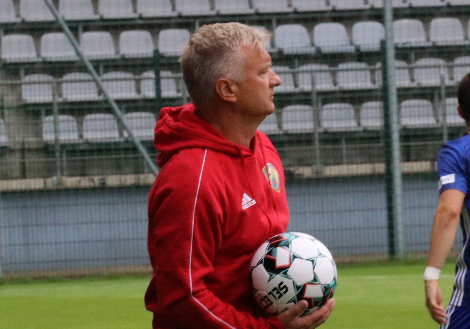 Miedź Legnica wygrała z Sandecją Nowy Sącz             
