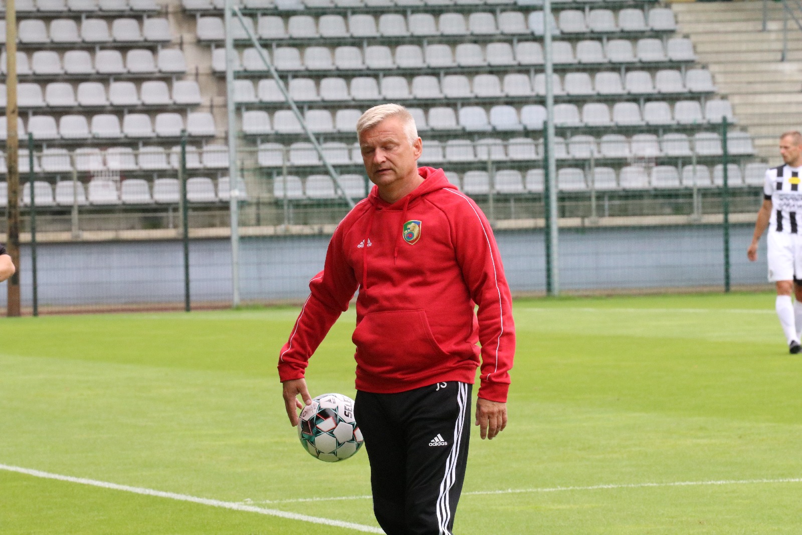 Miedź Legnica wygrała z Sandecją Nowy Sącz             
