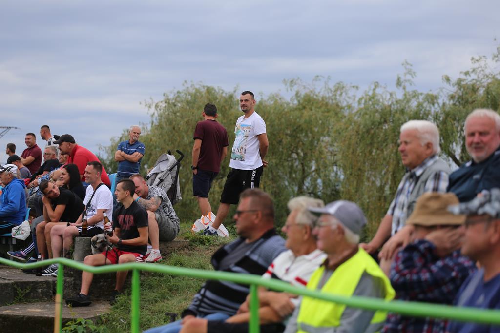 Domowa porażka beniaminka. Kuźnia Jawor wygrała z Mewą