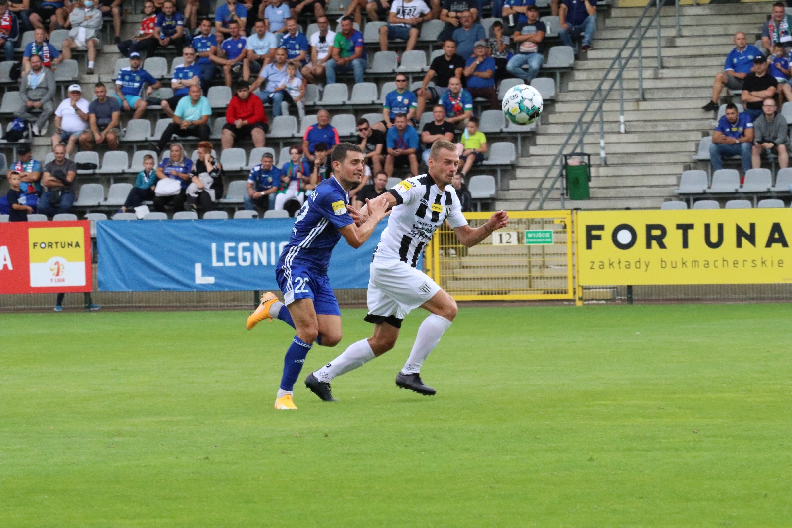 Miedź Legnica wygrała z Sandecją Nowy Sącz             
