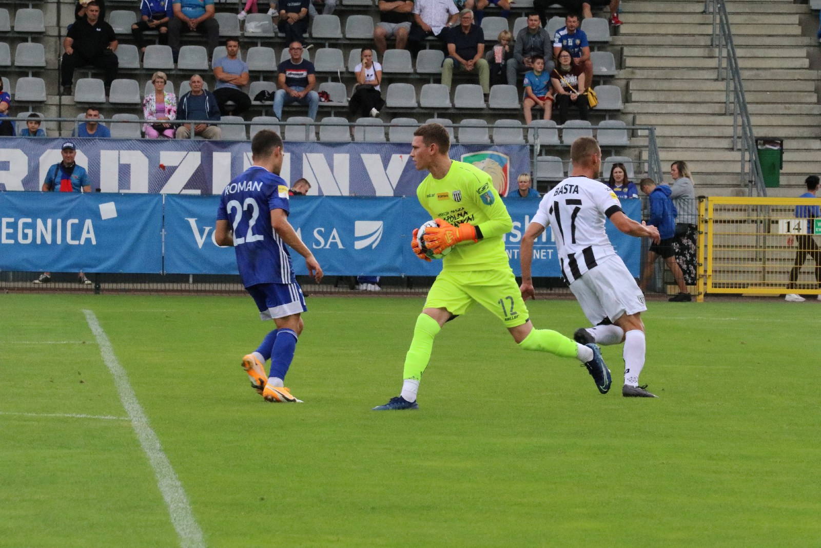 Miedź Legnica wygrała z Sandecją Nowy Sącz             
