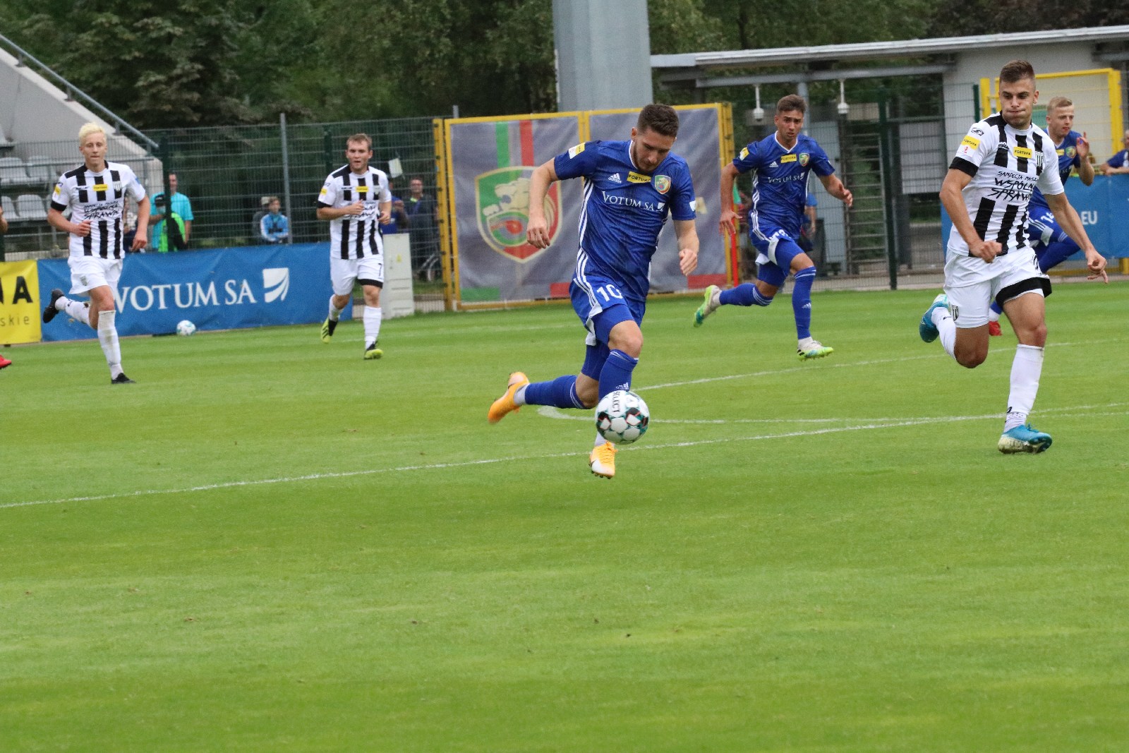 Miedź Legnica wygrała z Sandecją Nowy Sącz             
