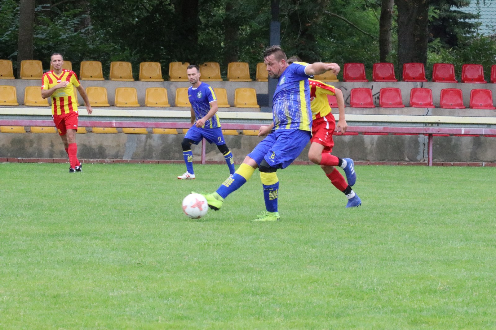Polder-a Damiano nie przeciwstawił się rezerwom Iskry Kochlice