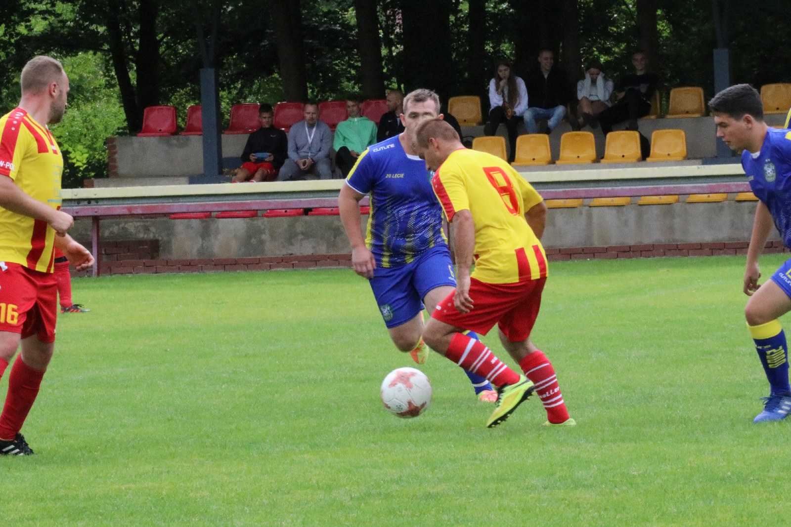 Polder-a Damiano nie przeciwstawił się rezerwom Iskry Kochlice