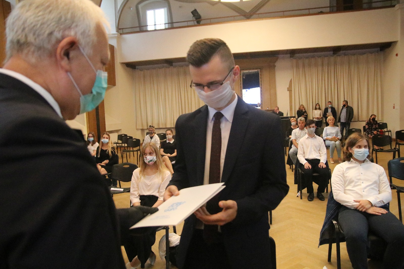 Uroczystość wręczenia stypendiów prezydenta Legnicy