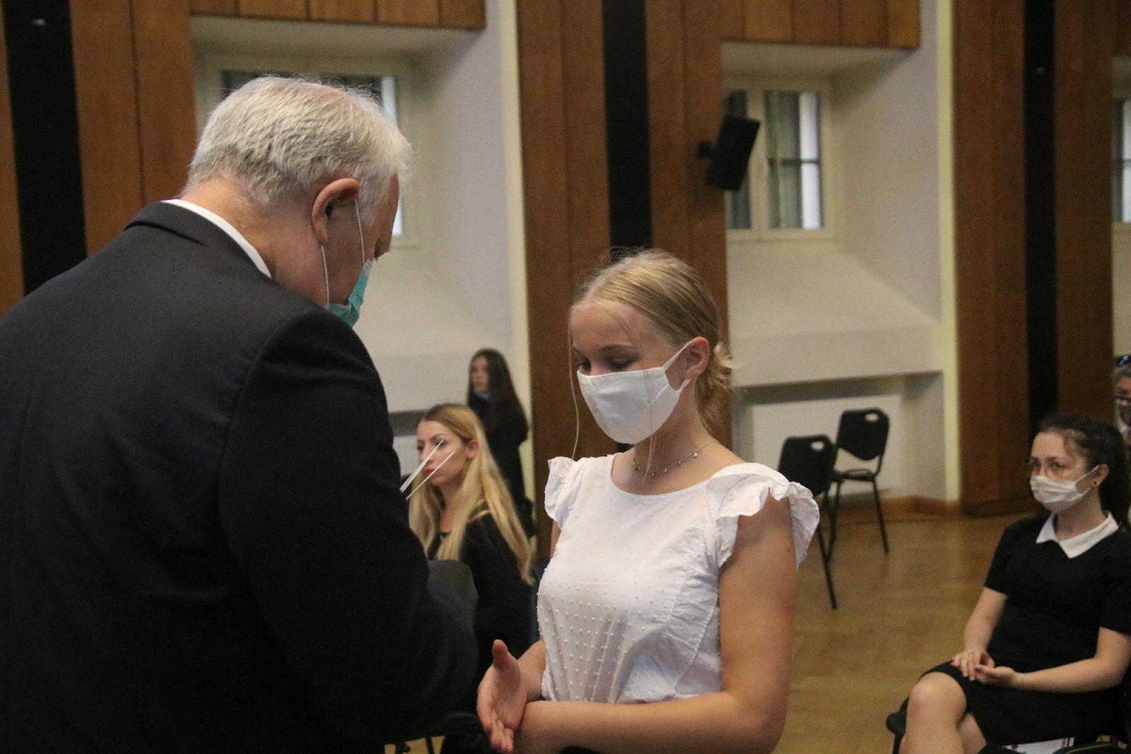 Uroczystość wręczenia stypendiów prezydenta Legnicy