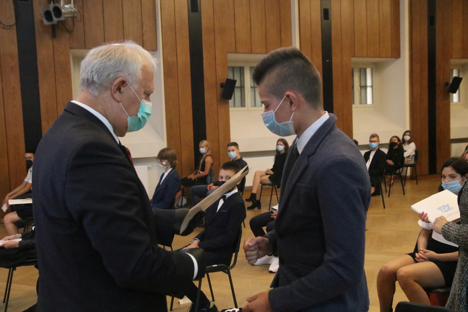 Uroczystość wręczenia stypendiów prezydenta Legnicy