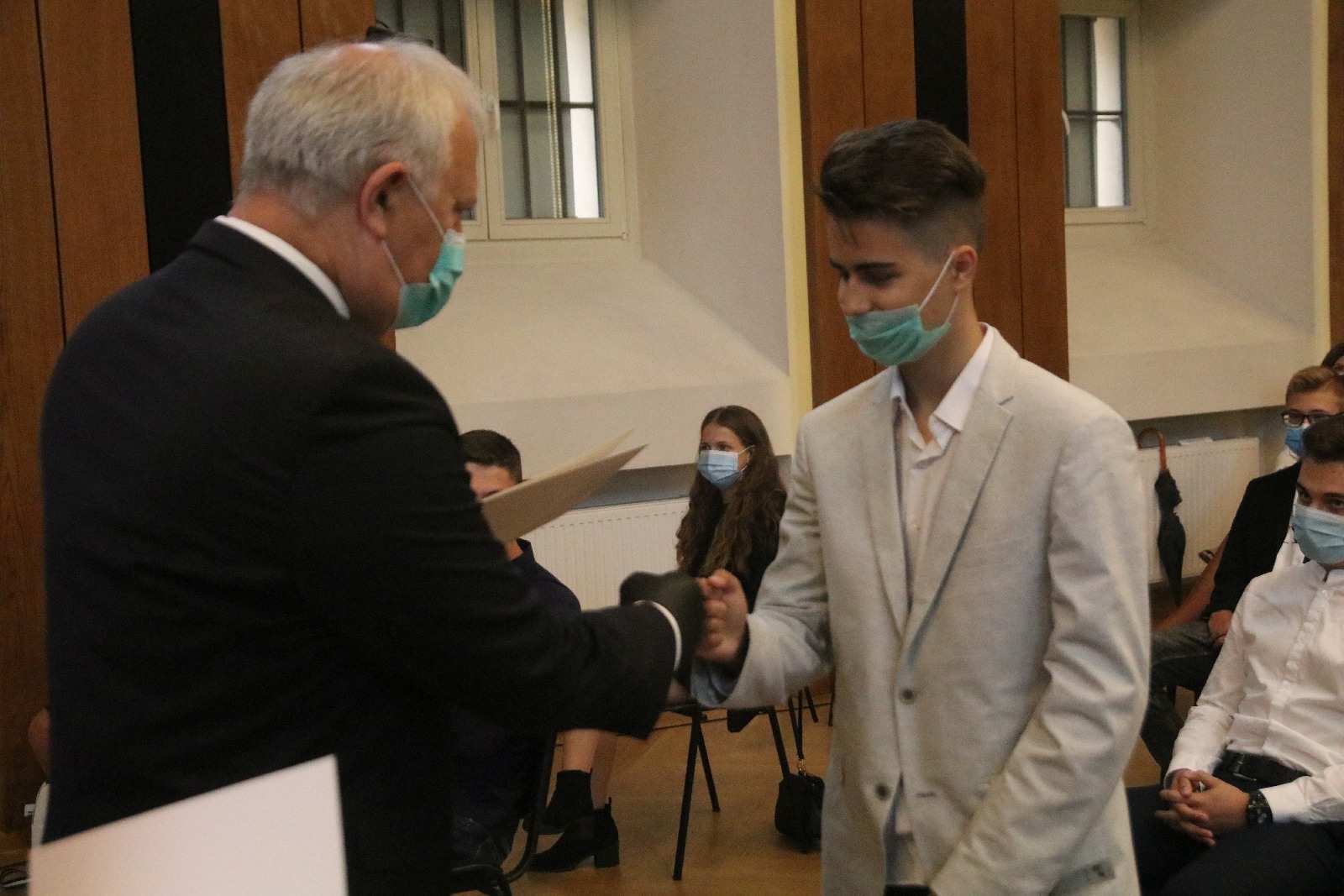 Uroczystość wręczenia stypendiów prezydenta Legnicy