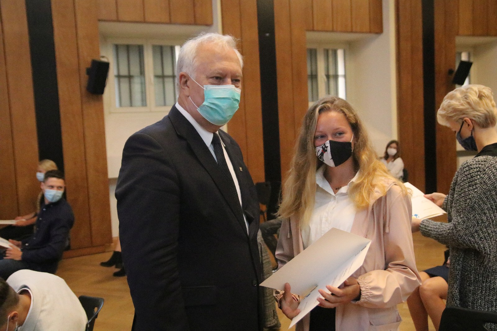 Uroczystość wręczenia stypendiów prezydenta Legnicy