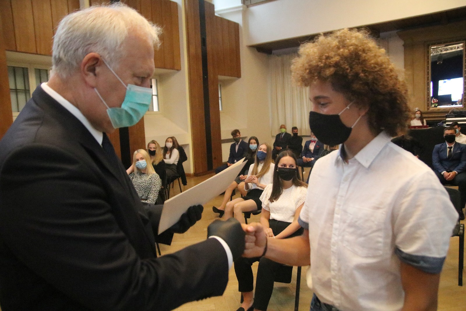 Uroczystość wręczenia stypendiów prezydenta Legnicy