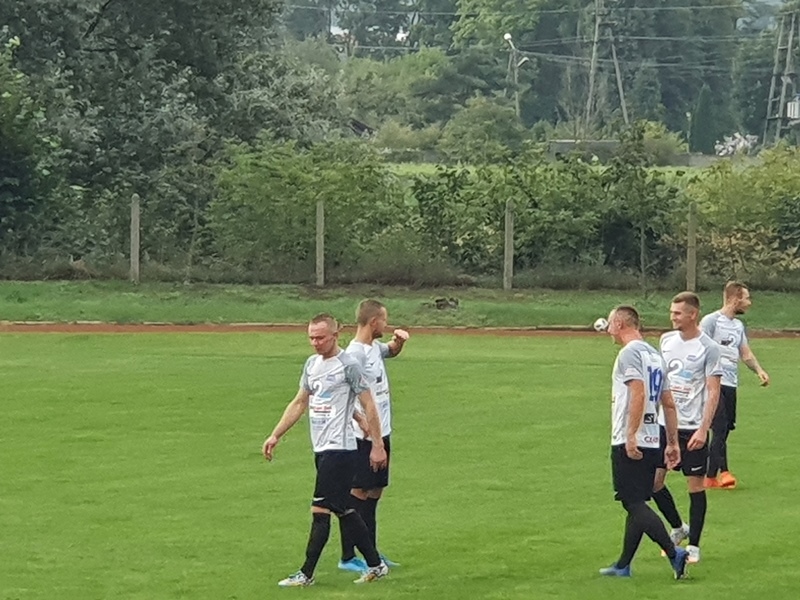 Mewa wraca z kolejnego wyjazdu z punktem po remisie z Orlą