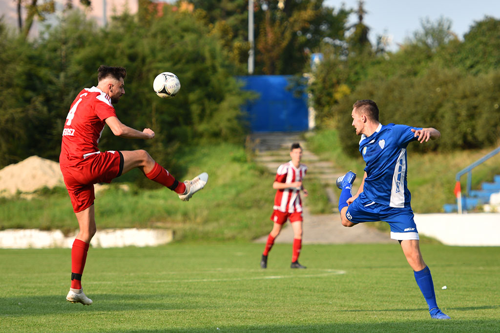 Konfeks Legnica wygrał na własnym boisku z Orlą Wąsosz