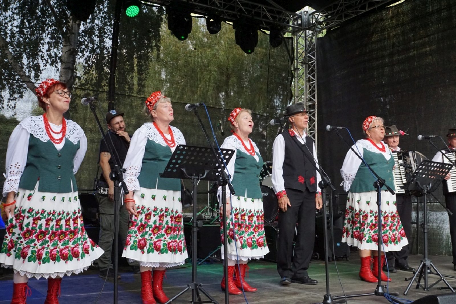 Piąta jubileuszowa kunicka Folk Biesiada