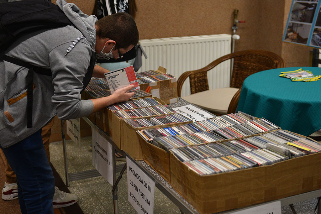 W Domu Kultury „Atrium odbył się drugi kiermasz płyt winylowych