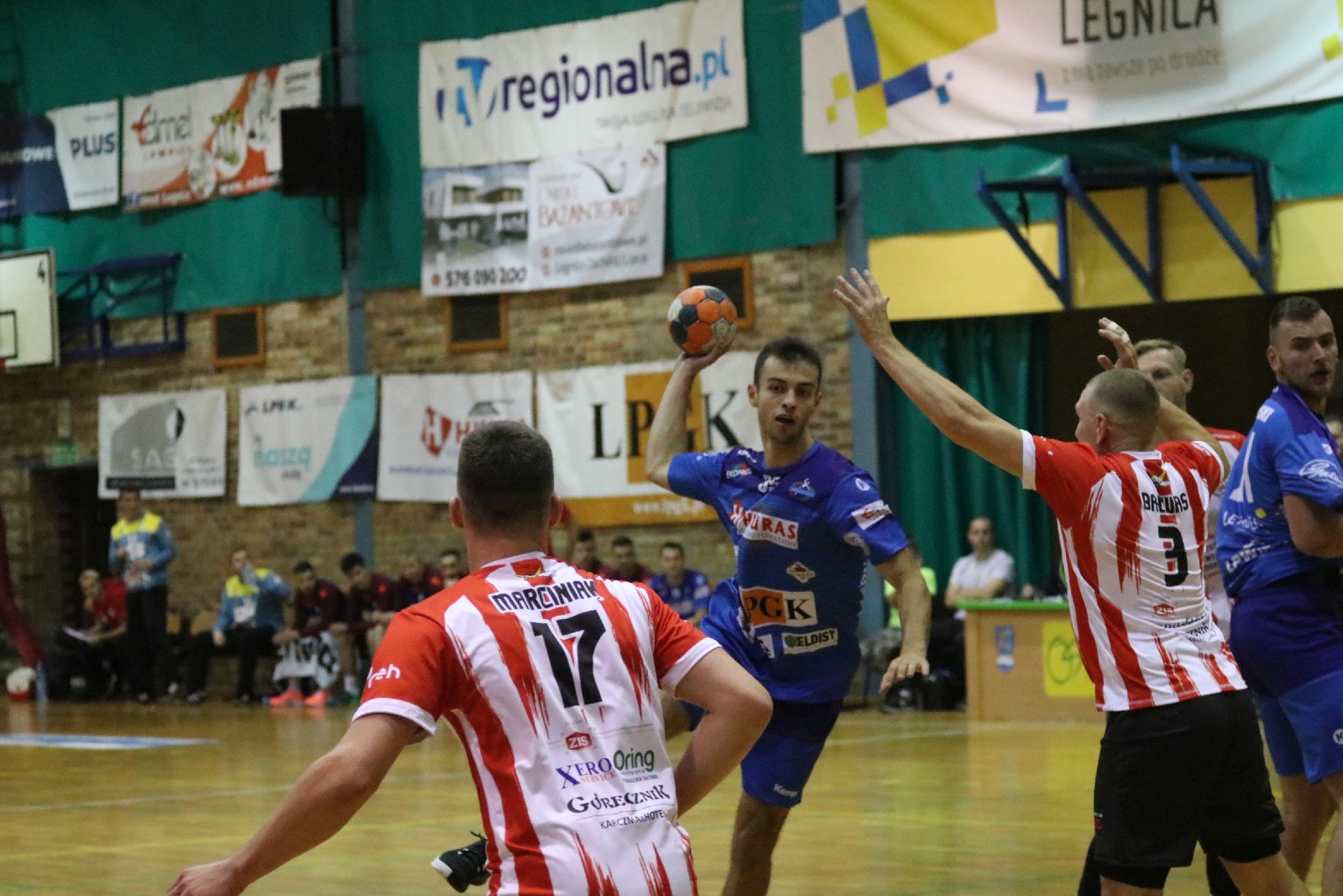 Siódemka Miedź Legnica – Ostrovia Ostrów Wielkopolsk 28:24