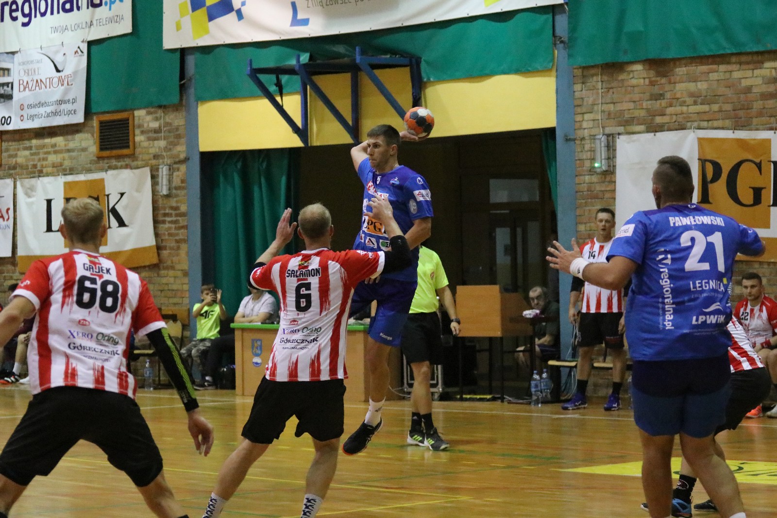 Siódemka Miedź Legnica – Ostrovia Ostrów Wielkopolsk 28:24