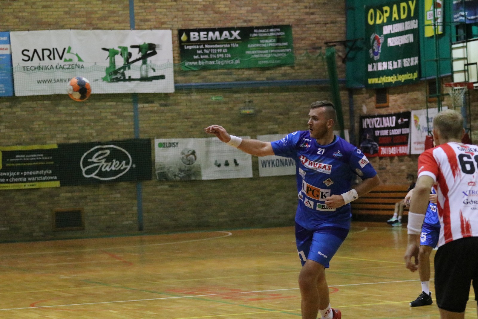 Siódemka Miedź Legnica – Ostrovia Ostrów Wielkopolsk 28:24