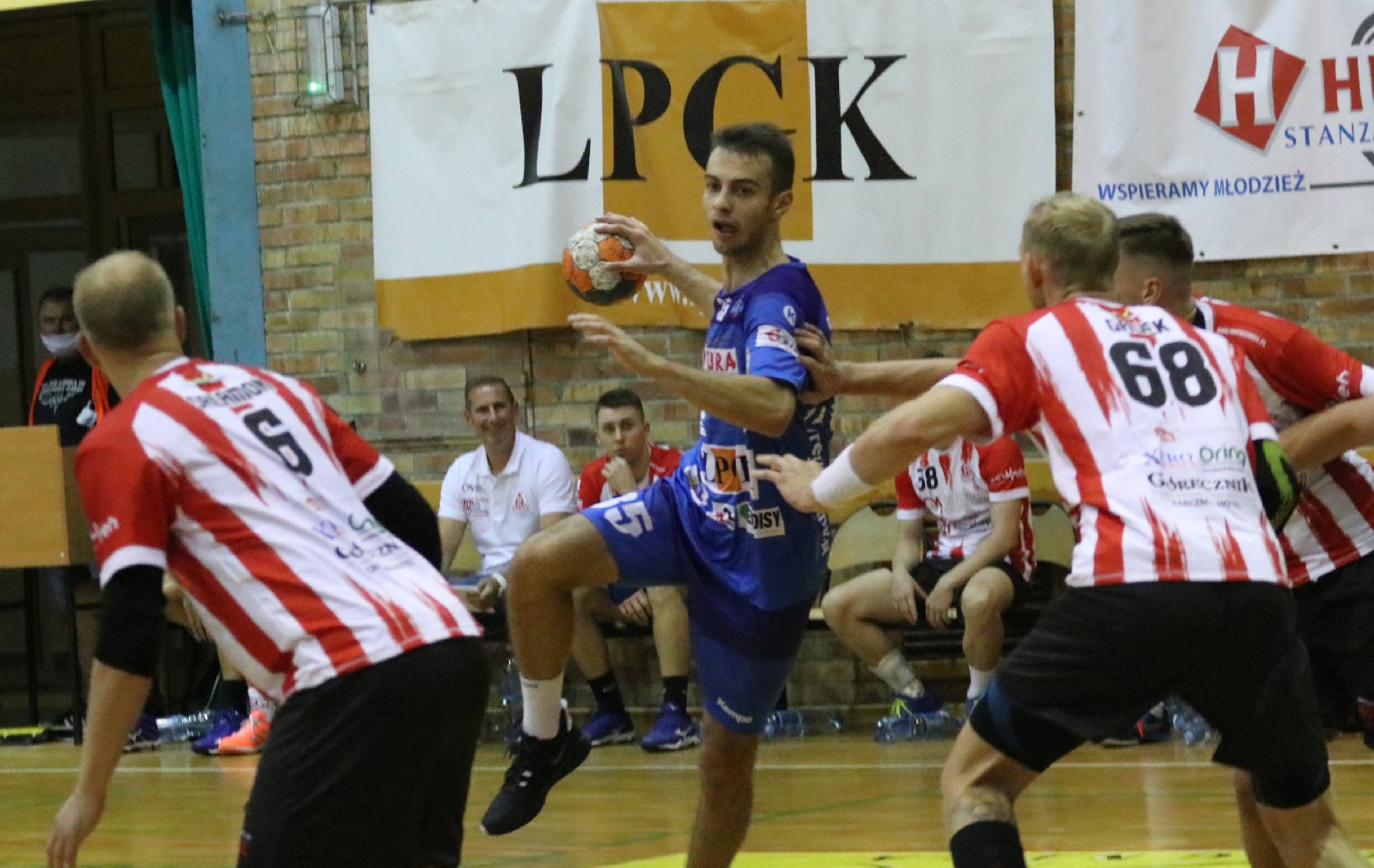 Siódemka Miedź Legnica – Ostrovia Ostrów Wielkopolsk 28:24