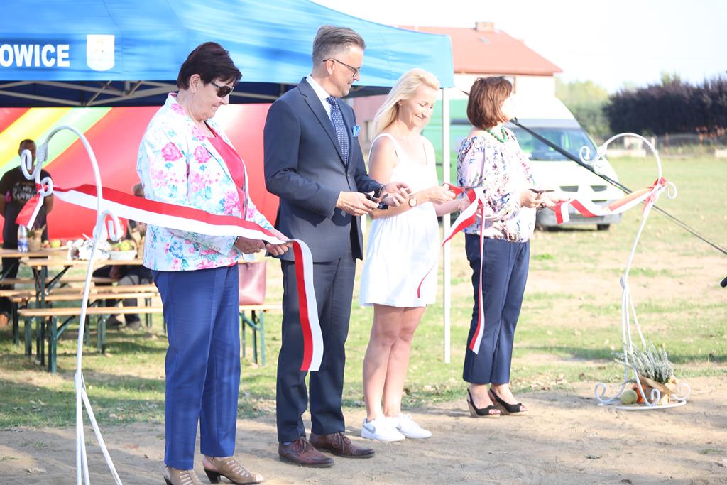 W Lisowicach oficjalnie otwarto skatepark dla mieszkańców
