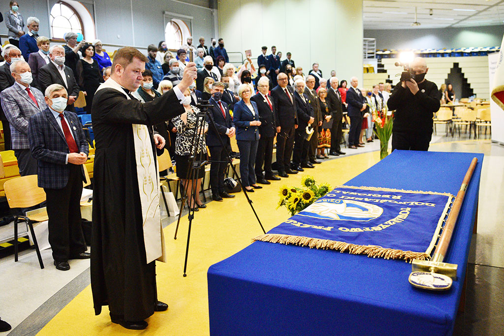 Dolnośląski oddział Towarzystwa Przyjaciół Dzieci ma sztandar