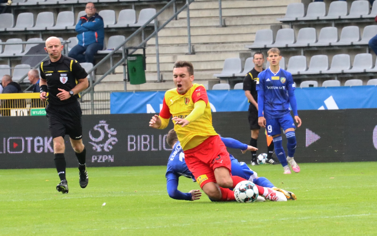 Miedź Legnica wyszarpała remis w ulewie
