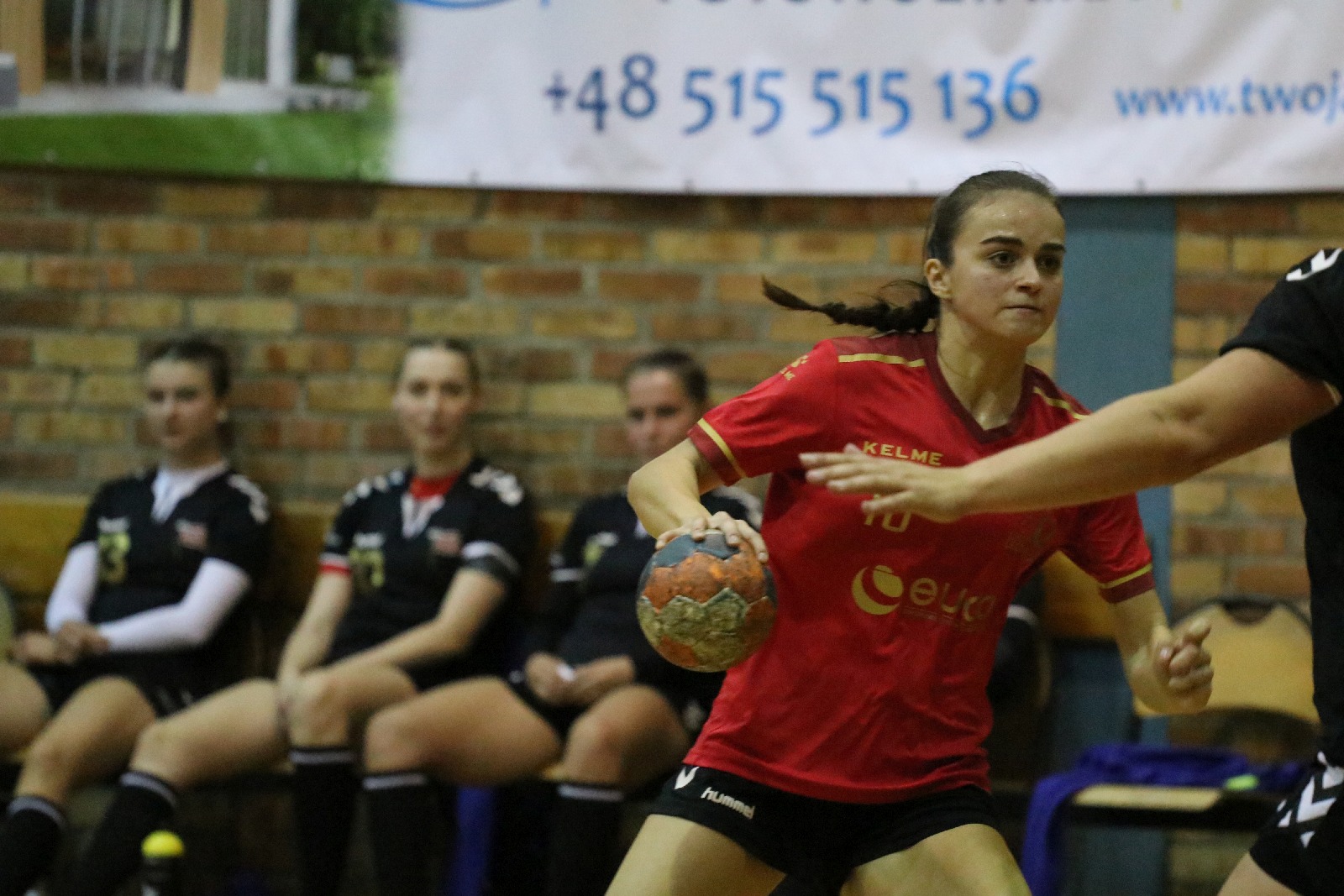 Dziewiątka Legnica w debiucie pierwszej ligi pokonuje Cracovię