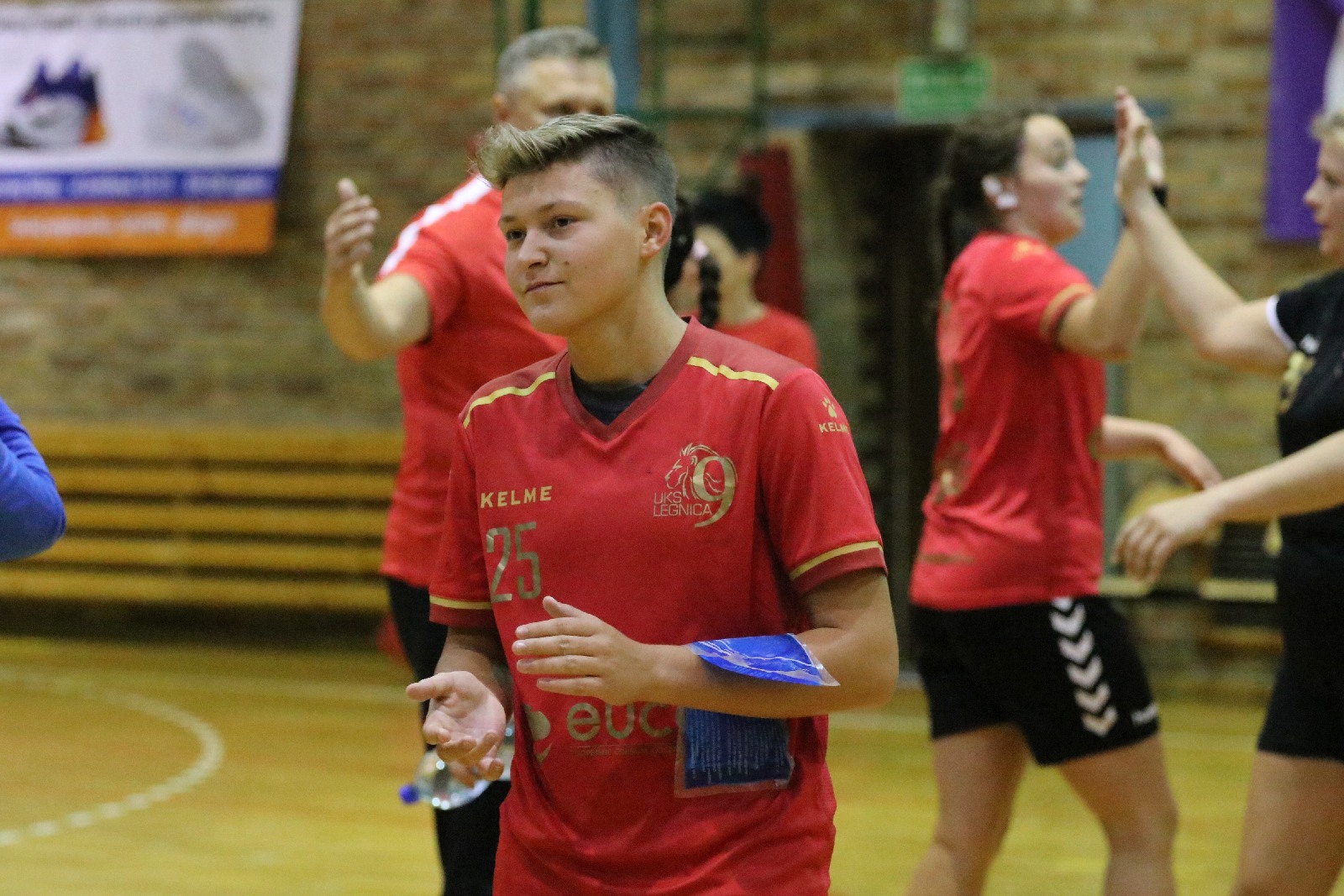 Dziewiątka Legnica w debiucie pierwszej ligi pokonuje Cracovię