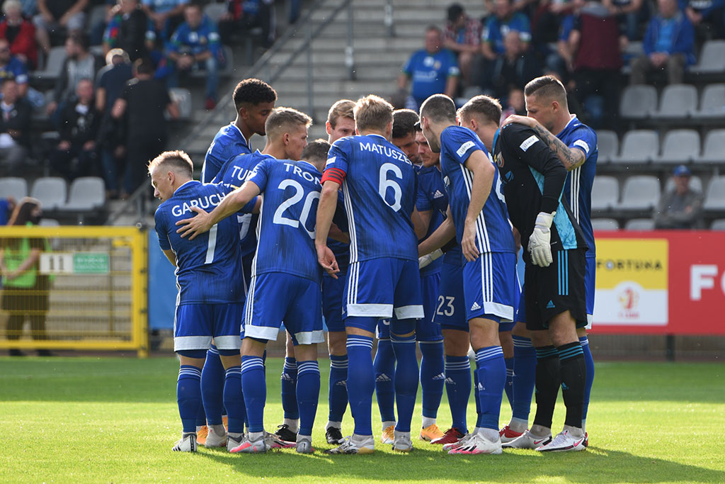 Miedź Legnica zremisowała w derbach z Chrobrym Głogów 2:2