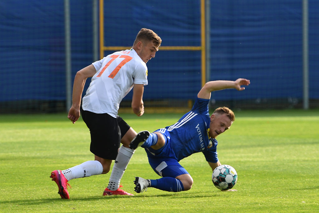 Miedź Legnica zremisowała w derbach z Chrobrym Głogów 2:2