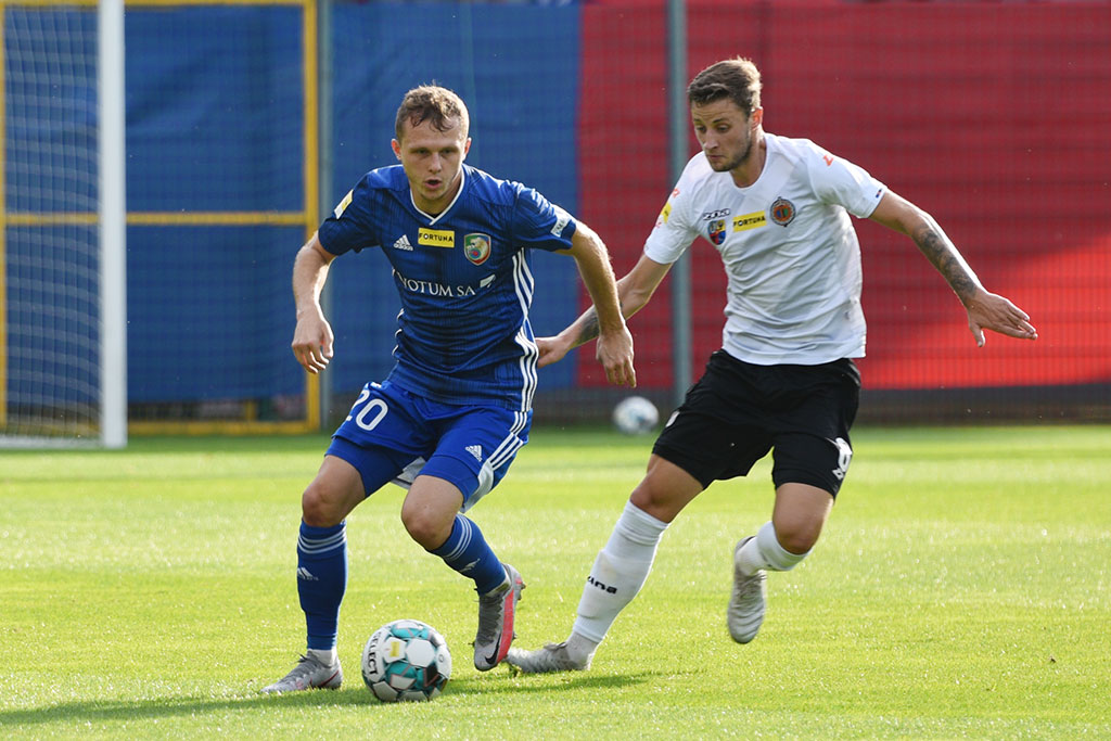 Miedź Legnica zremisowała w derbach z Chrobrym Głogów 2:2