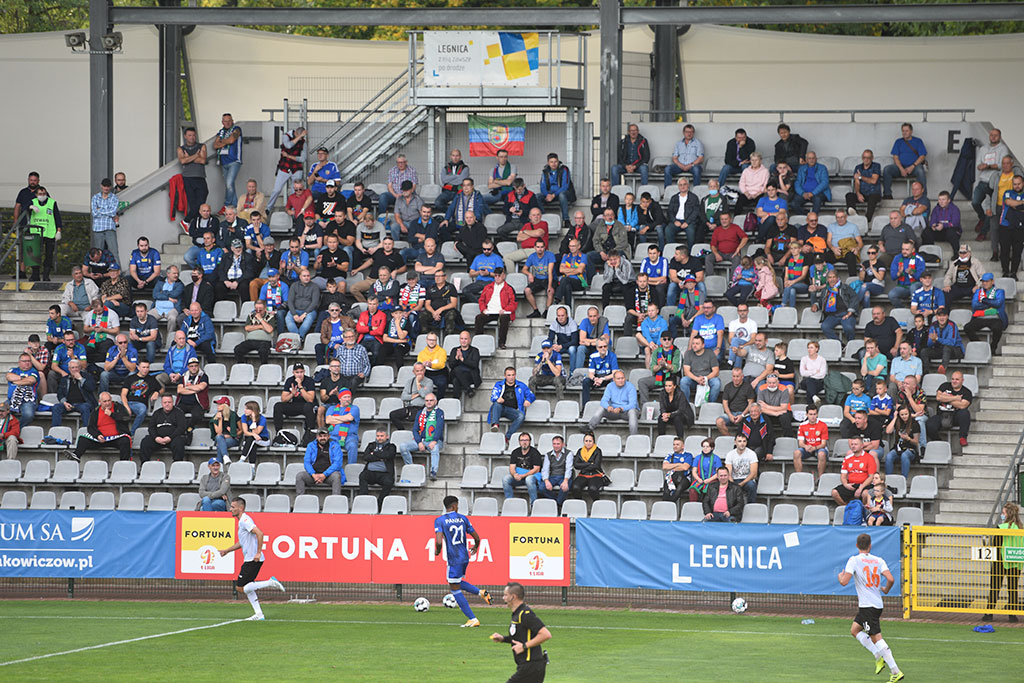 Miedź Legnica zremisowała w derbach z Chrobrym Głogów 2:2