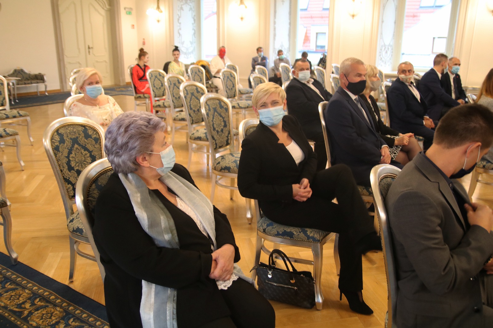 Honorowym Obywatelem Miasta Legnicy został ksiądz Gacek