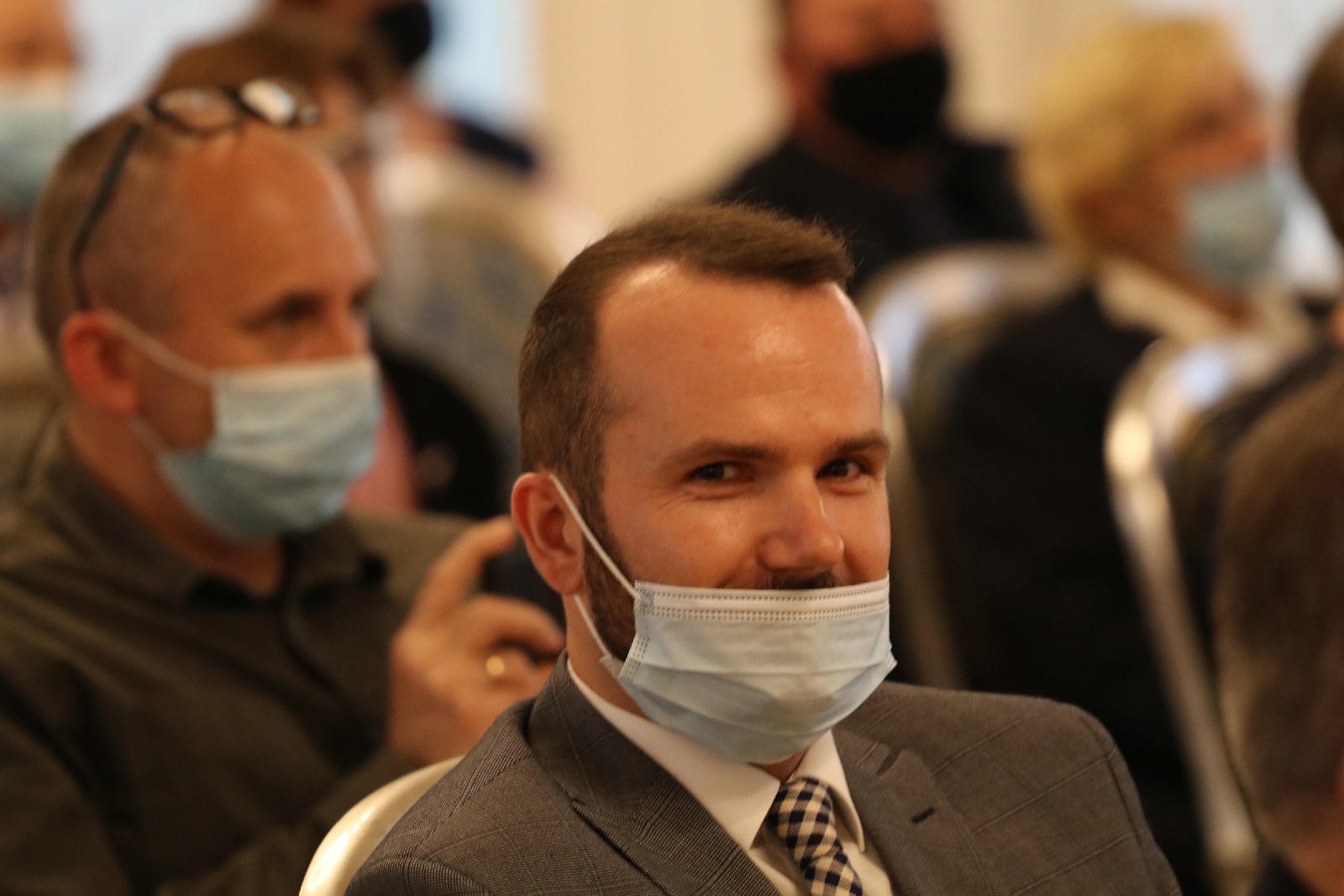 Honorowym Obywatelem Miasta Legnicy został ksiądz Gacek