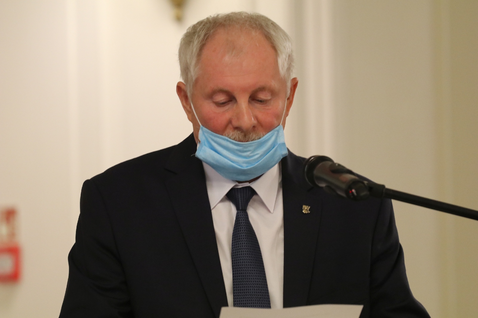 Honorowym Obywatelem Miasta Legnicy został ksiądz Gacek