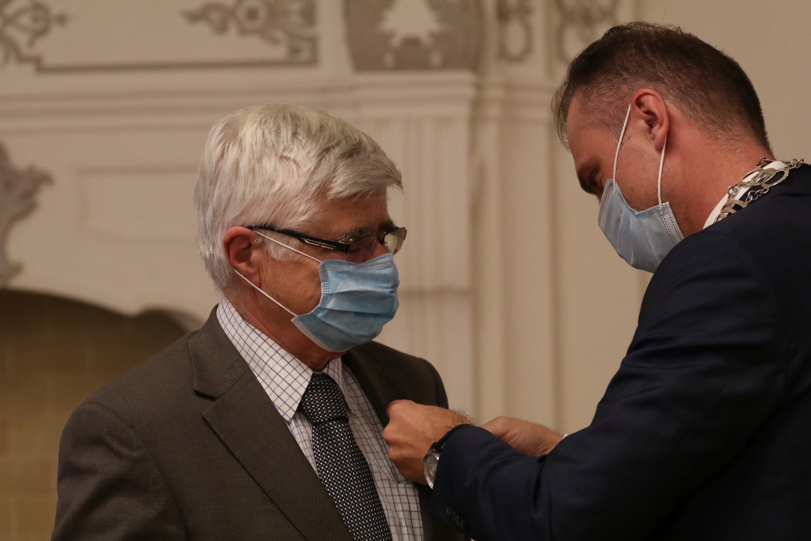 Honorowym Obywatelem Miasta Legnicy został ksiądz Gacek